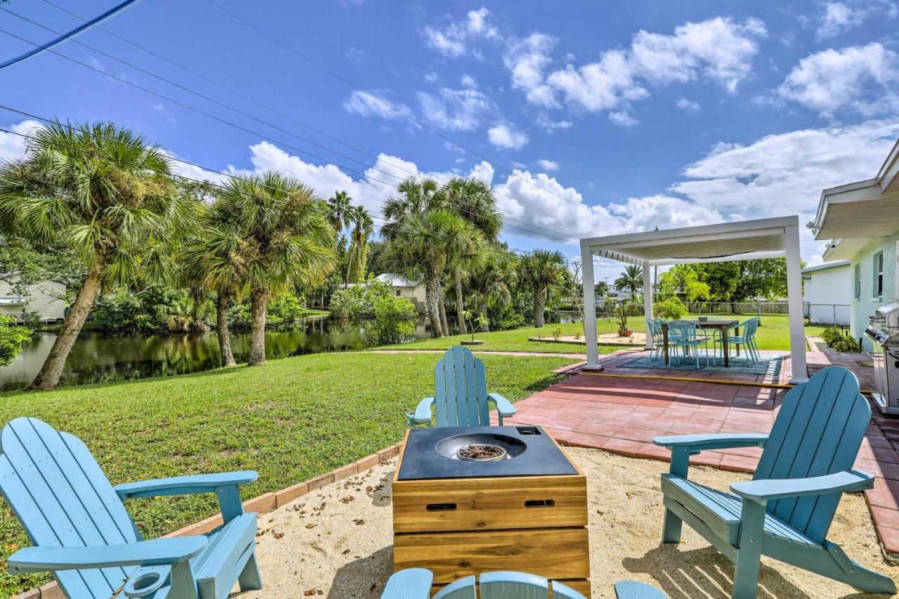 Merritt Island Home Fire Pit And Canal Access! ภายนอก รูปภาพ